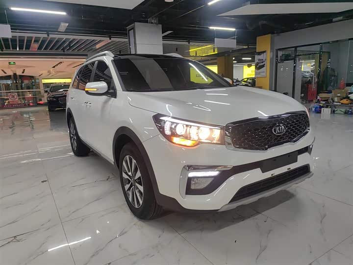 Фото 4 - Kia KX7