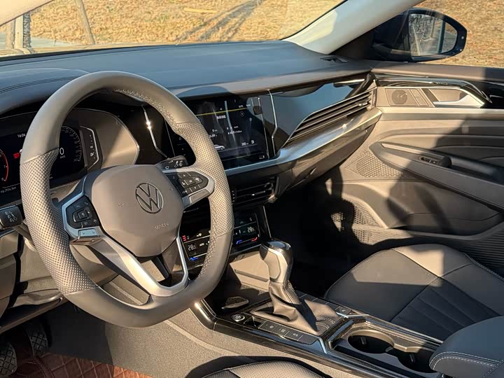 Фото 6 - Volkswagen Passat