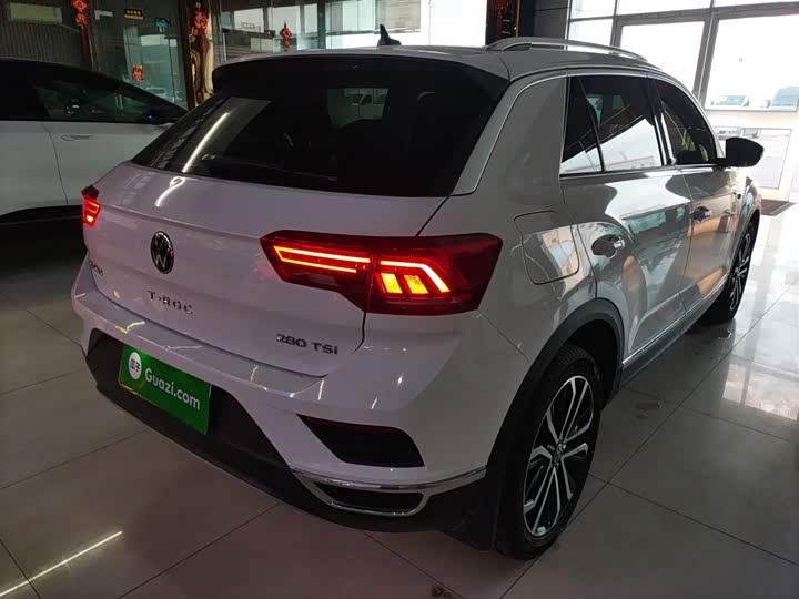 Фото 7 - Volkswagen T-Roc