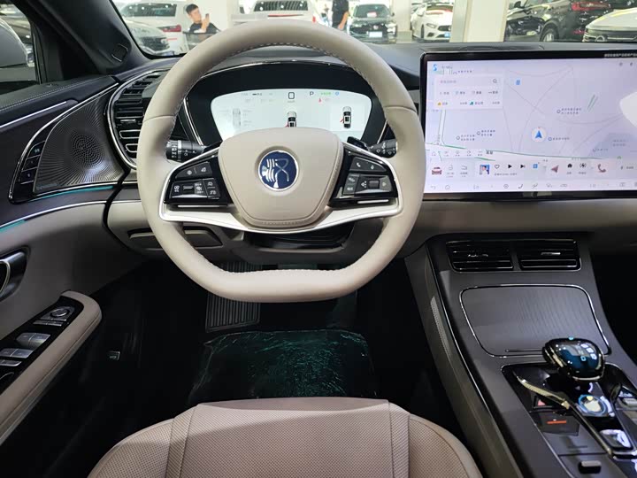 Фото 8 - BYD Han