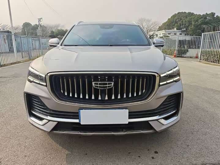 Фото 2 - Geely Monjaro