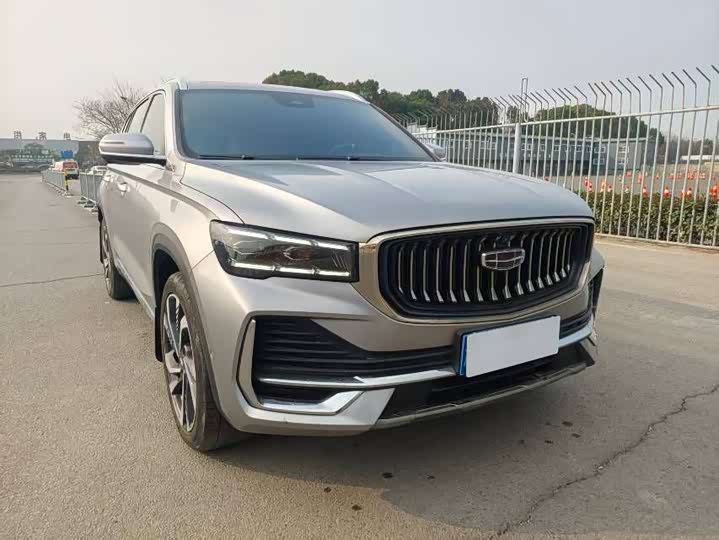 Фото 3 - Geely Monjaro