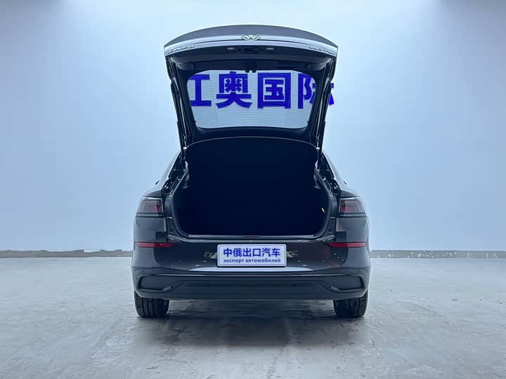 Фото 7 - Volkswagen Lamando L