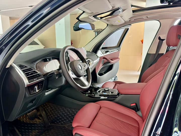 Фото 4 - BMW iX3