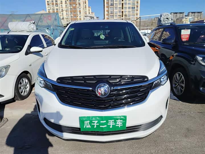 Фото 3 - Buick GL8 ES