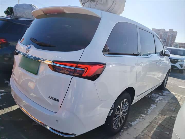 Фото 7 - Buick GL8 ES