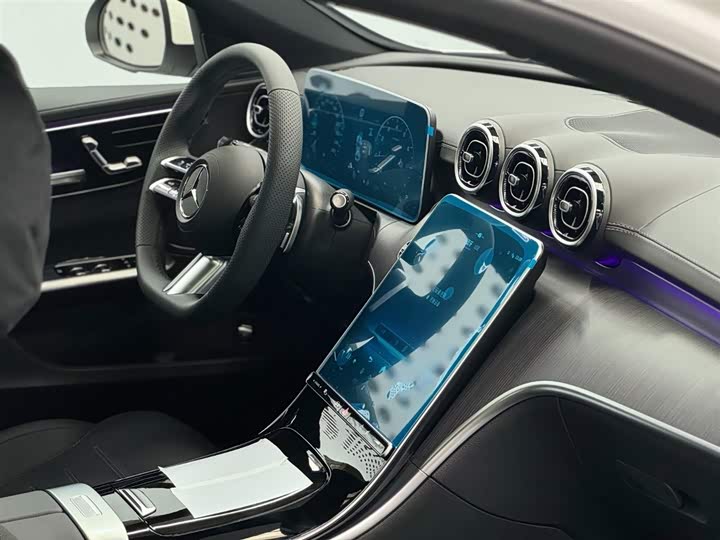 Фото 9 - Mercedes-Benz C-Class