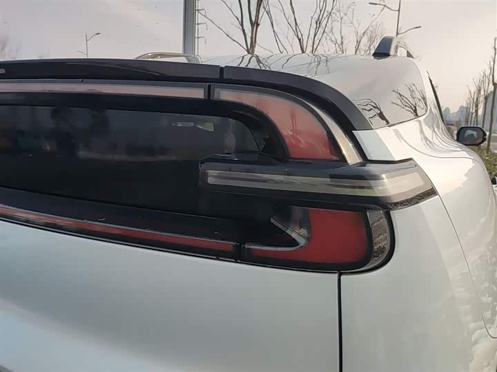 Фото 8 - Changan Qiyuan (Nevo) E07