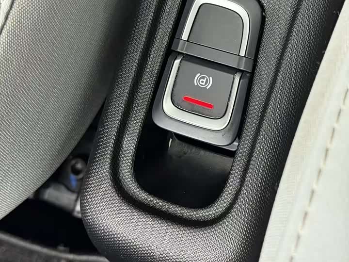 Фото 9 - Leapmotor T03