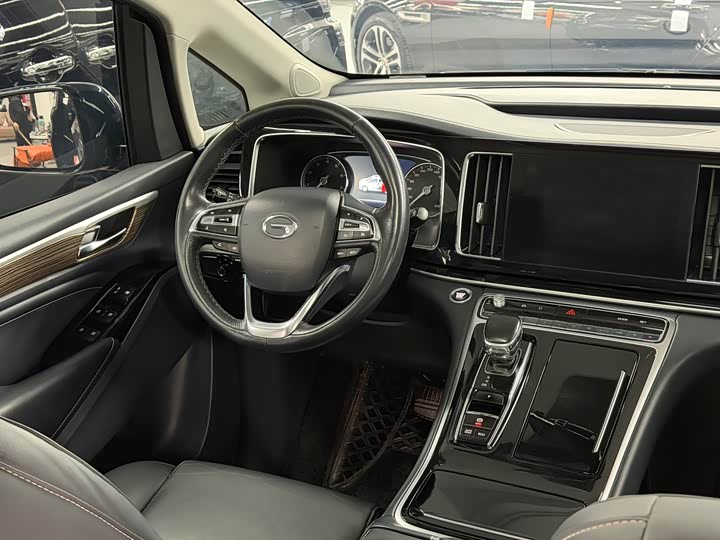 Фото 4 - GAC Trumpchi M8