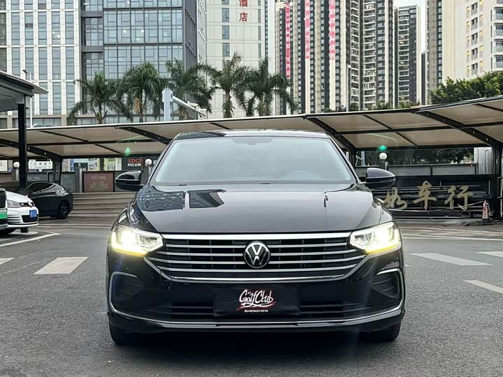 Фото 2 - Volkswagen Lavida