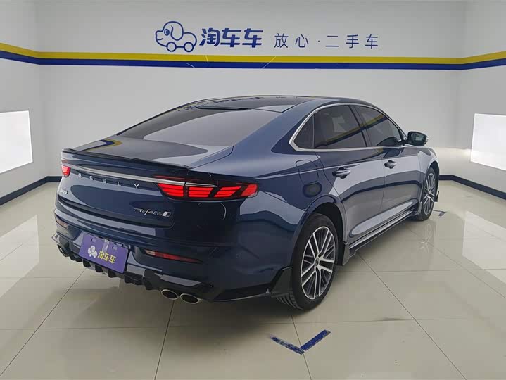 Фото 3 - Geely Preface