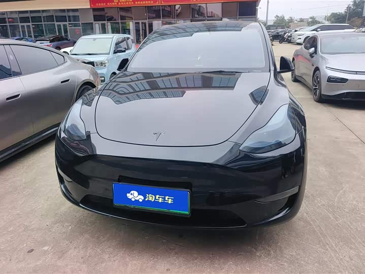 Фото 2 - Tesla Model Y