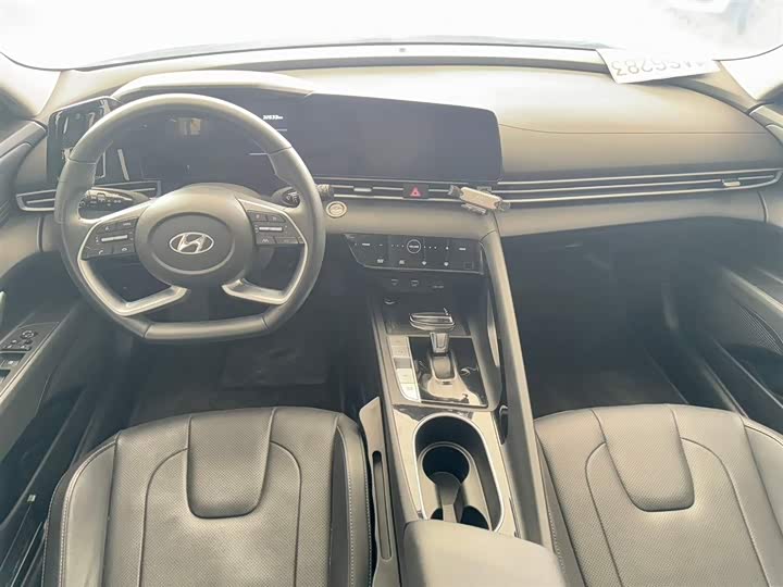 Фото 4 - Hyundai Elantra N line