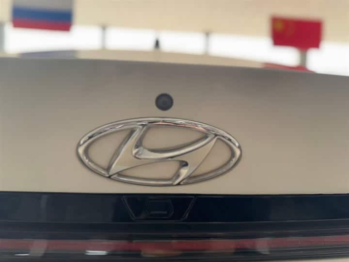 Фото 8 - Hyundai Elantra N line