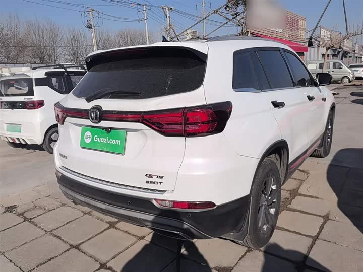 Фото 7 - Changan CS75