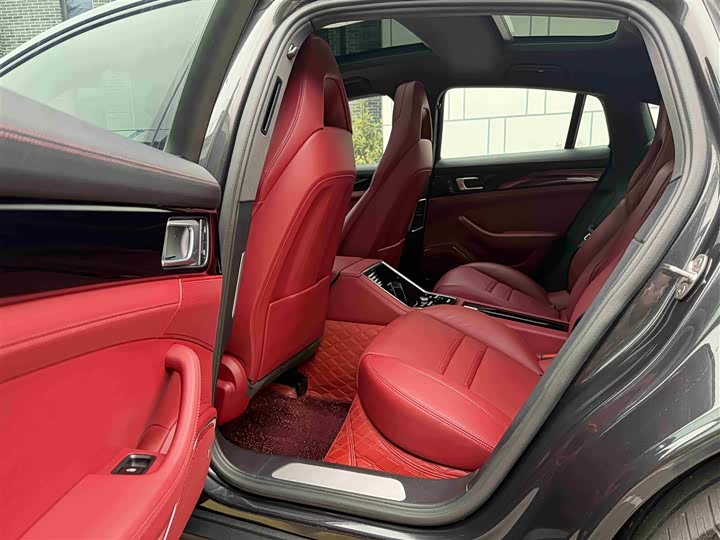 Фото 6 - Porsche Panamera