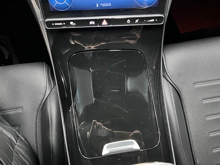 Фото 9 - Mercedes-Benz C-Class