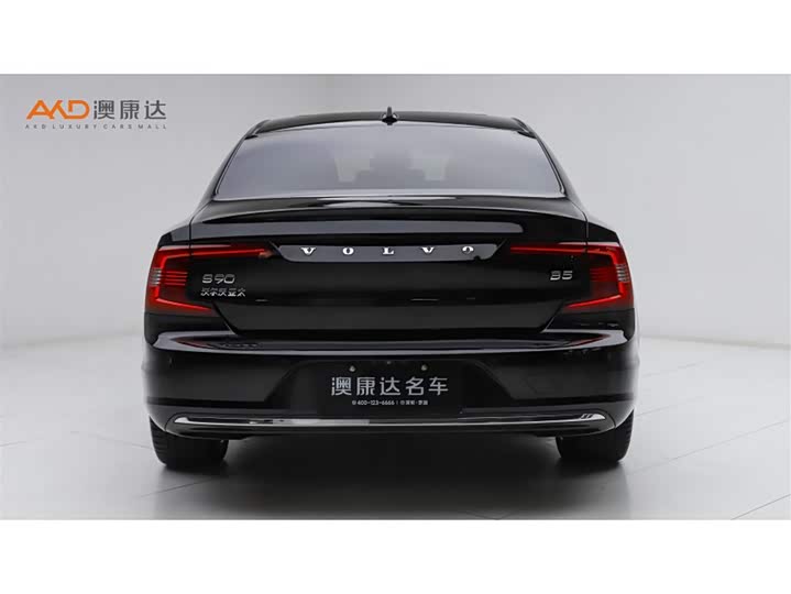 Фото 4 - Volvo S90