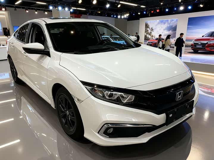 Фото 2 - Honda Civic
