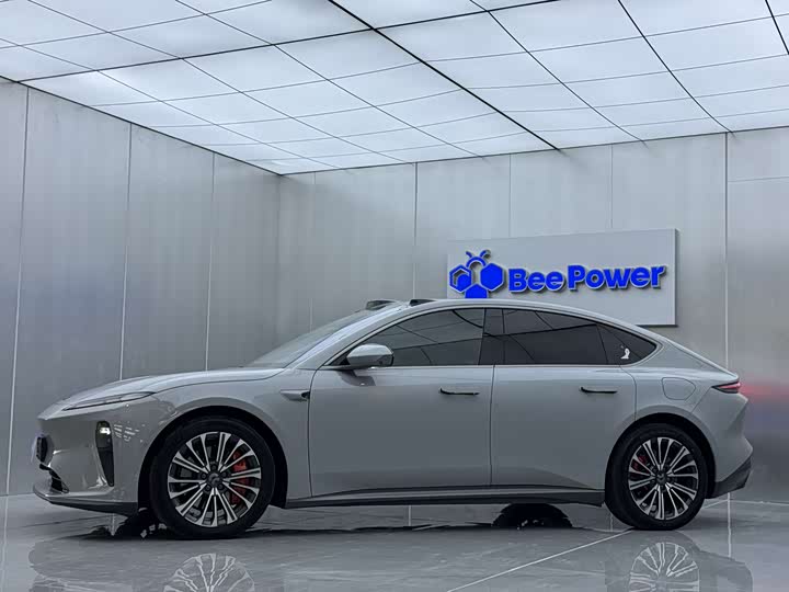 Фото 7 - Nio ET5