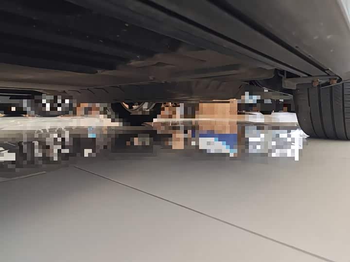 Фото 6 - LiXiang One