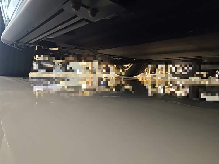 Фото 8 - LiXiang One