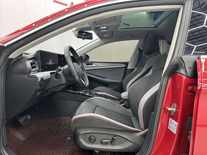 Фото 4 - Volkswagen Lamando L