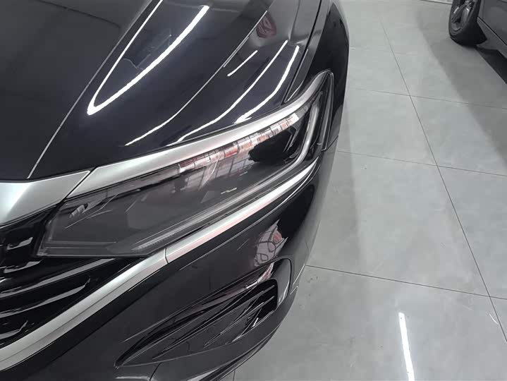 Фото 5 - Volkswagen Passat