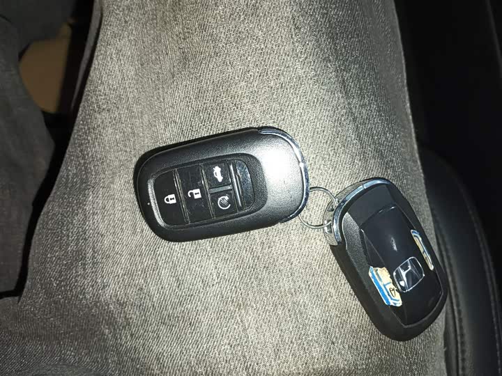 Фото 9 - Honda Civic