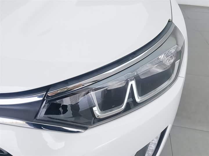 Фото 7 - Citroen C3-XR