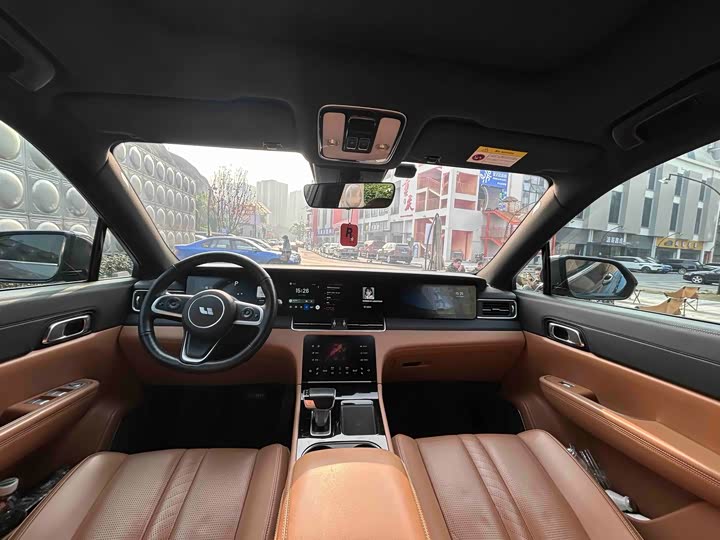 Фото 9 - LiXiang One