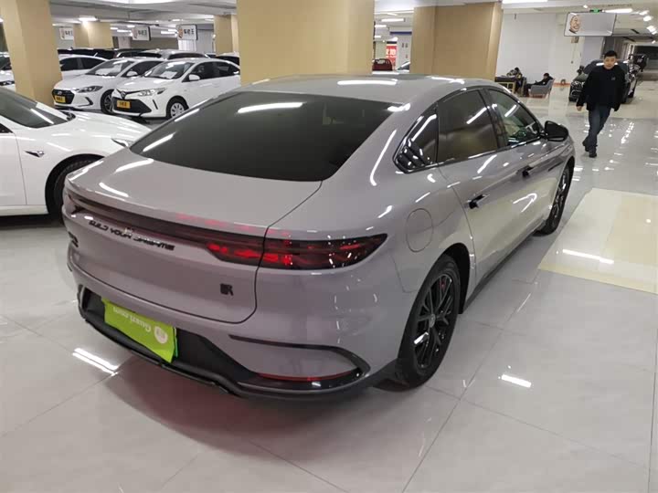 Фото 7 - BYD Han