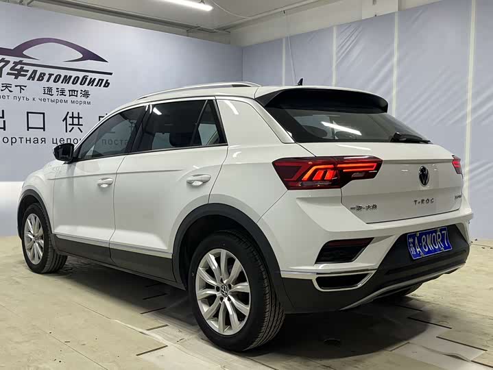 Фото 4 - Volkswagen T-Roc