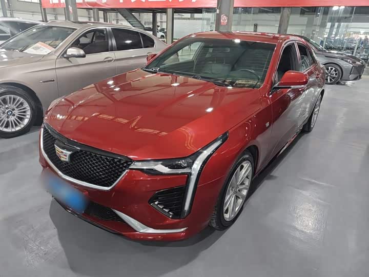 Фото 2 - Cadillac CT4