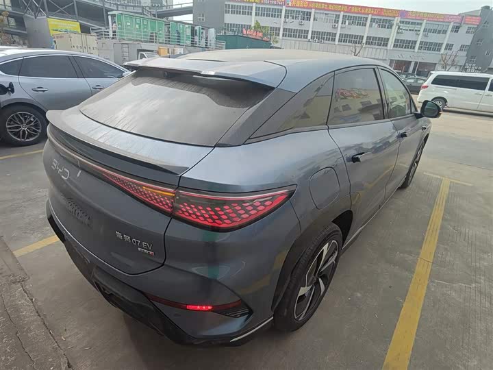 Фото 7 - BYD Sea Lion 07 EV