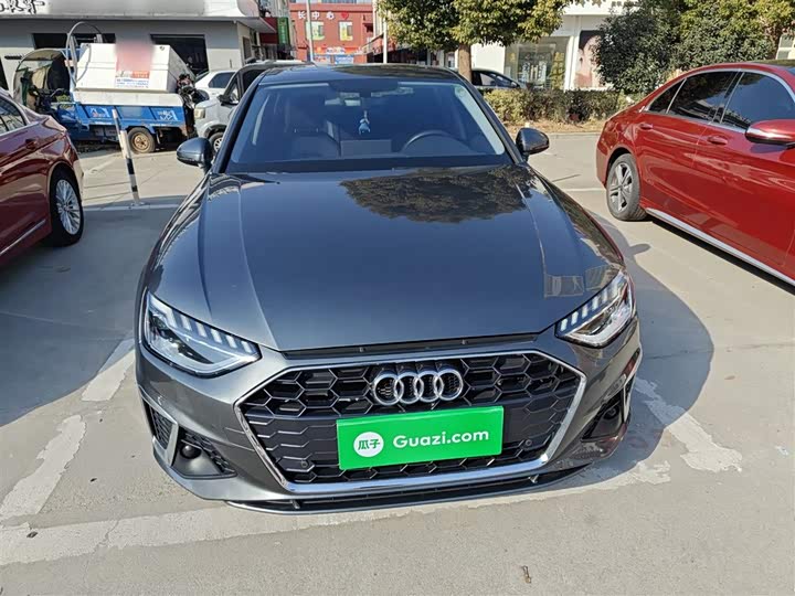 Фото 3 - Audi A4L