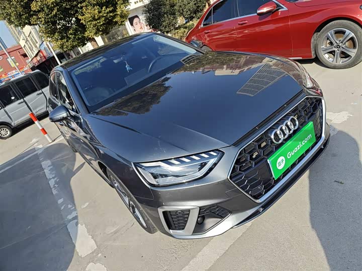 Фото 4 - Audi A4L