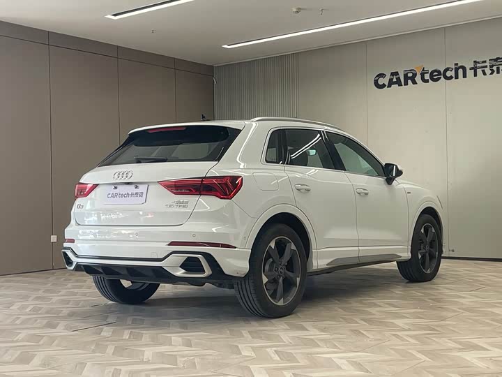 Фото 5 - Audi Q3