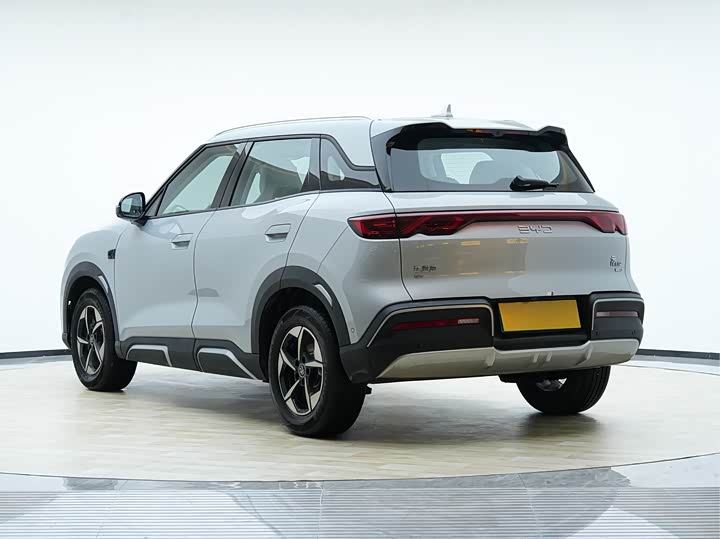 Фото 8 - BYD Yuan Up