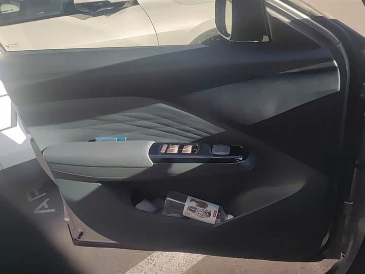 Фото 7 - BAIC Arcfox T1