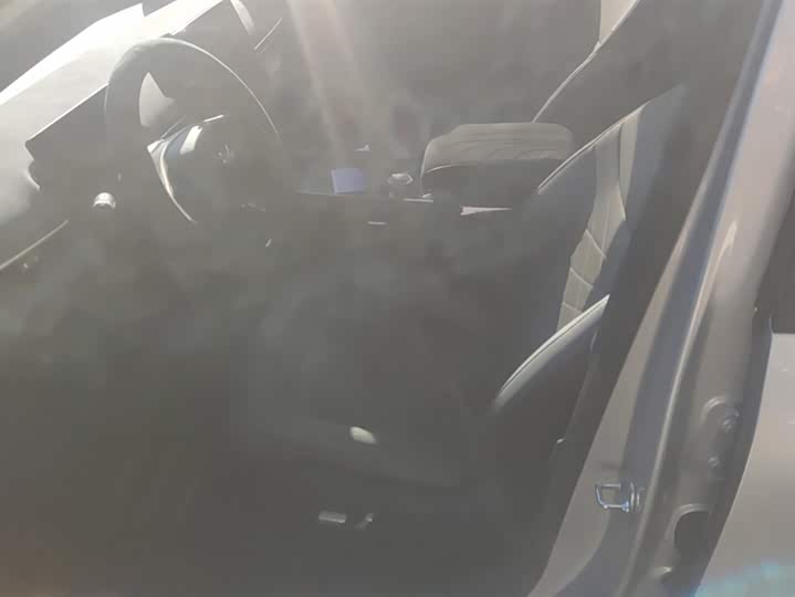 Фото 9 - BAIC Arcfox T1