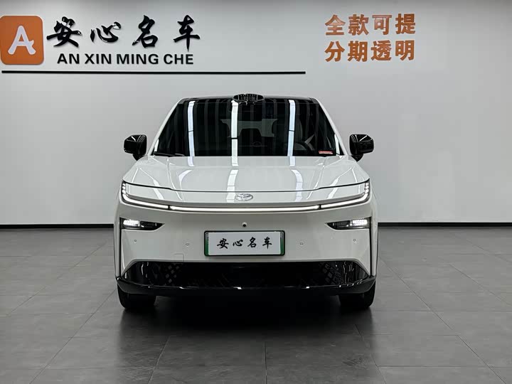 Фото 2 - Toyota bZ3X