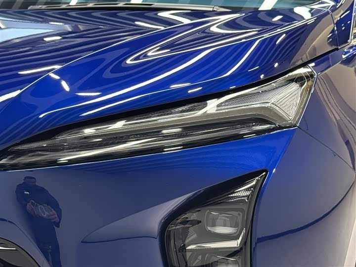 Фото 8 - Buick GL8 Hybrid