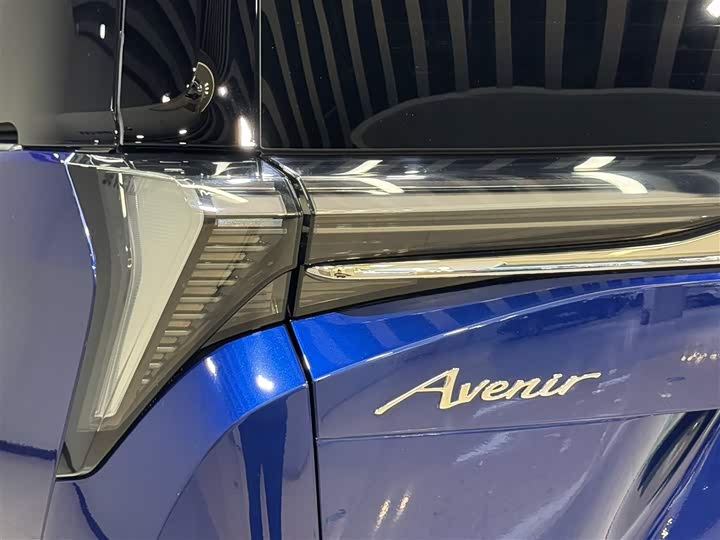 Фото 9 - Buick GL8 Hybrid