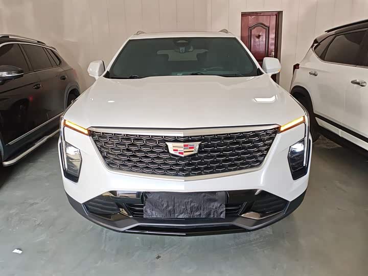 Фото 3 - Cadillac XT4