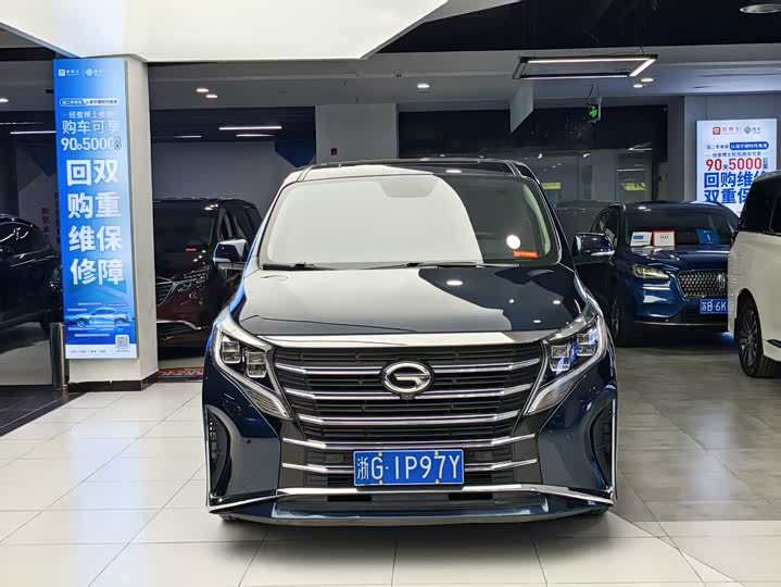 Фото 2 - GAC Trumpchi M8