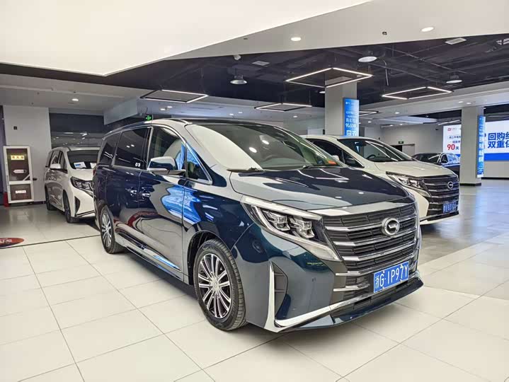 Фото 3 - GAC Trumpchi M8