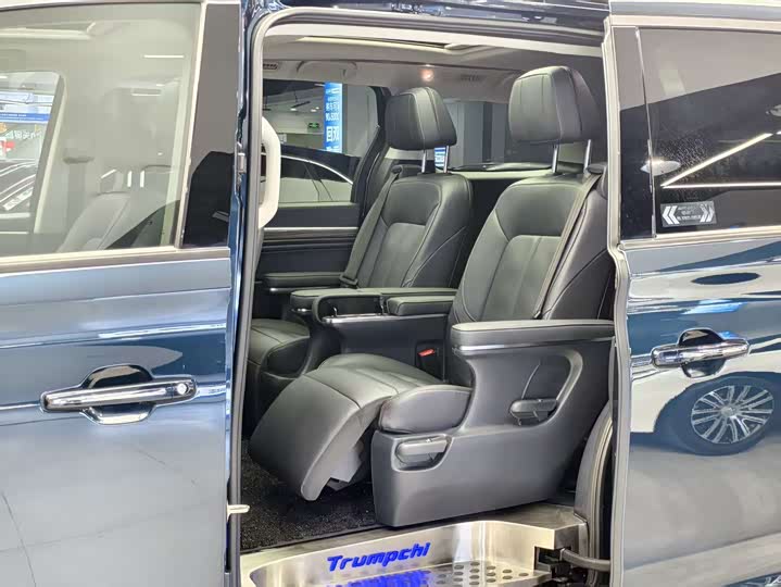 Фото 6 - GAC Trumpchi M8