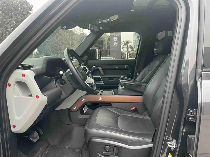 Фото 5 - Land Rover Defender